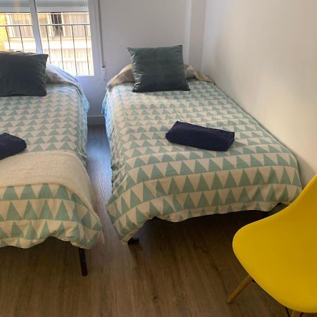 Centro Grupos Malaga Parking Gratis 3 Lägenhet Exteriör bild